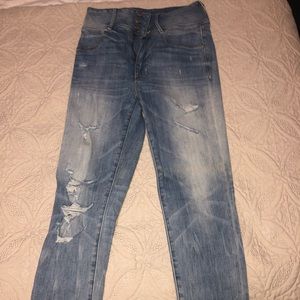 High waisted jeans